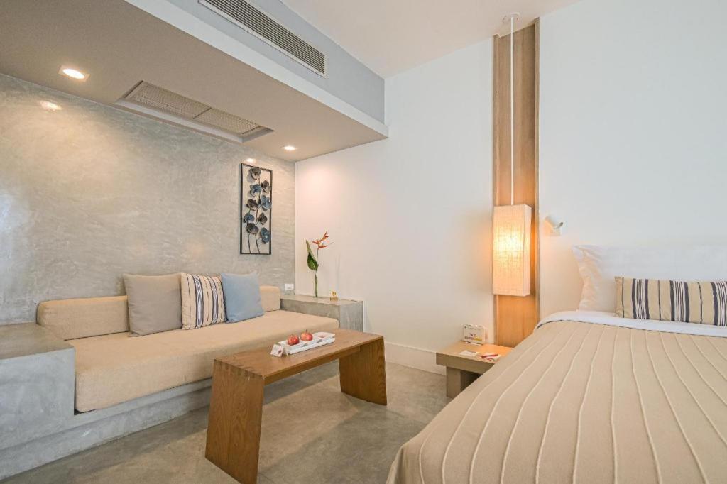 Ramada By Wyndham Phuket Southsea Hotel Karon Ngoại thất bức ảnh