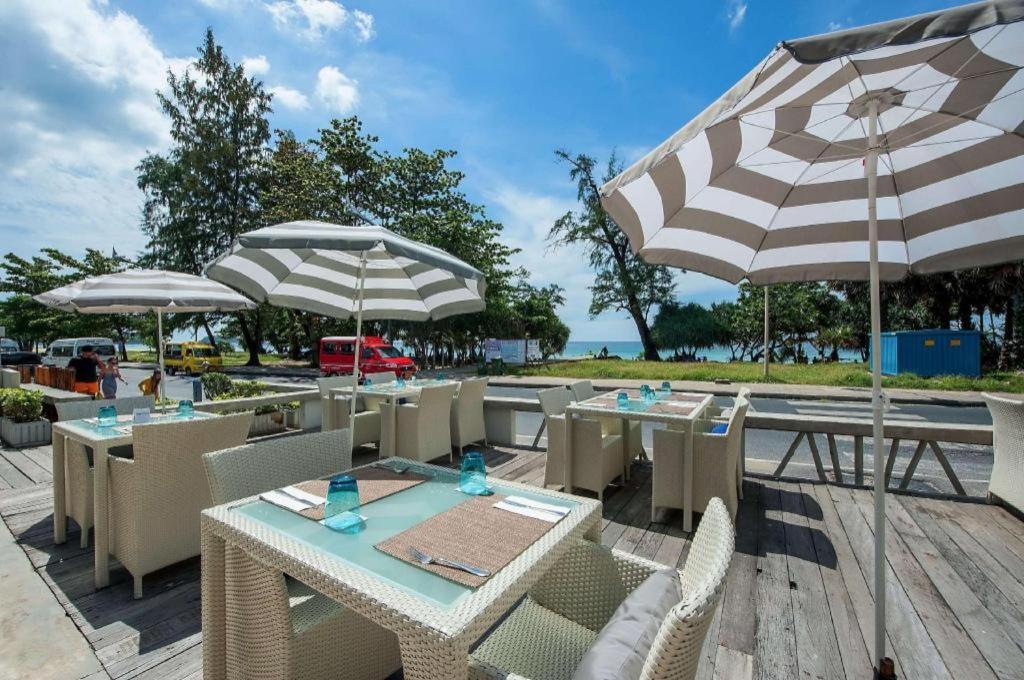 Ramada By Wyndham Phuket Southsea Hotel Karon Ngoại thất bức ảnh