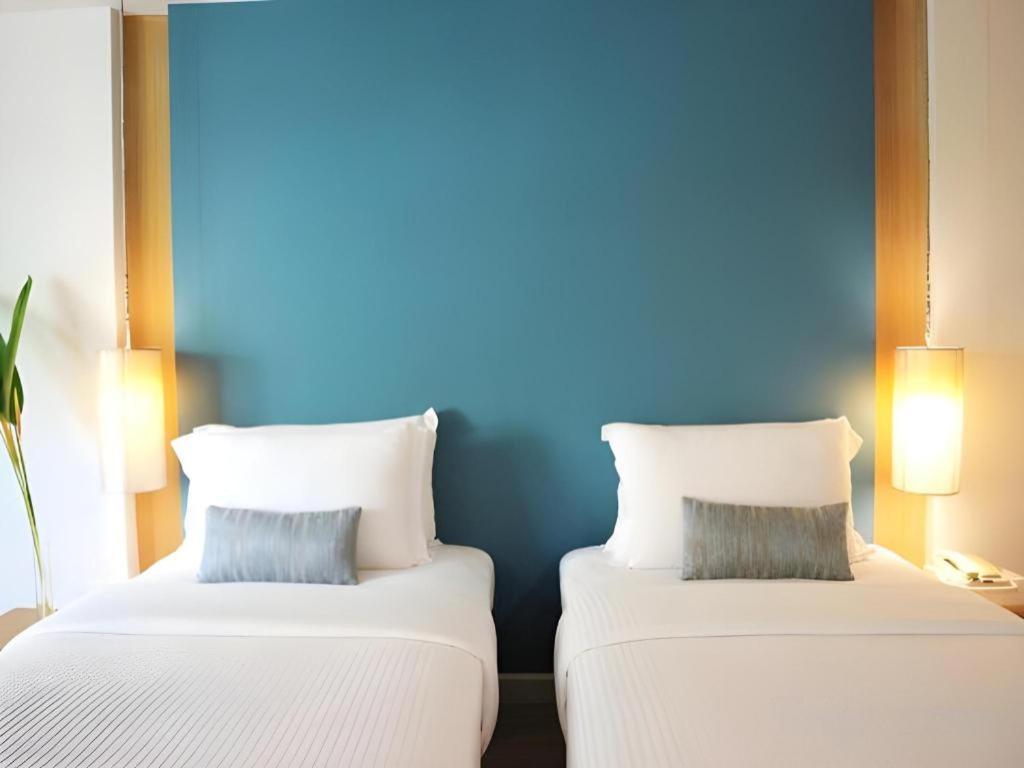 Ramada By Wyndham Phuket Southsea Hotel Karon Ngoại thất bức ảnh